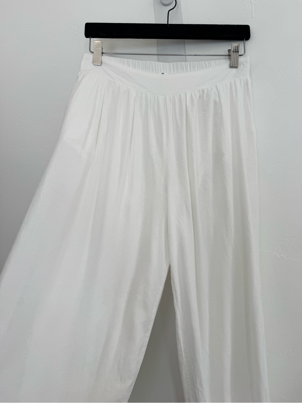 Modesees White Tapered Flowy Pleated Cuffed Balloon Pants Minimalist Lined - Picture 4 of 12